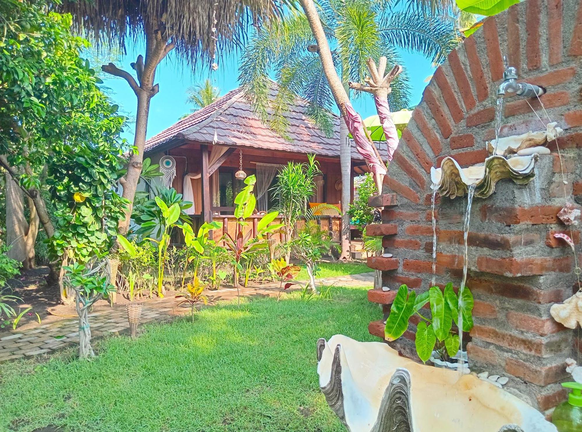 Utopia Gili Air Exterior photo