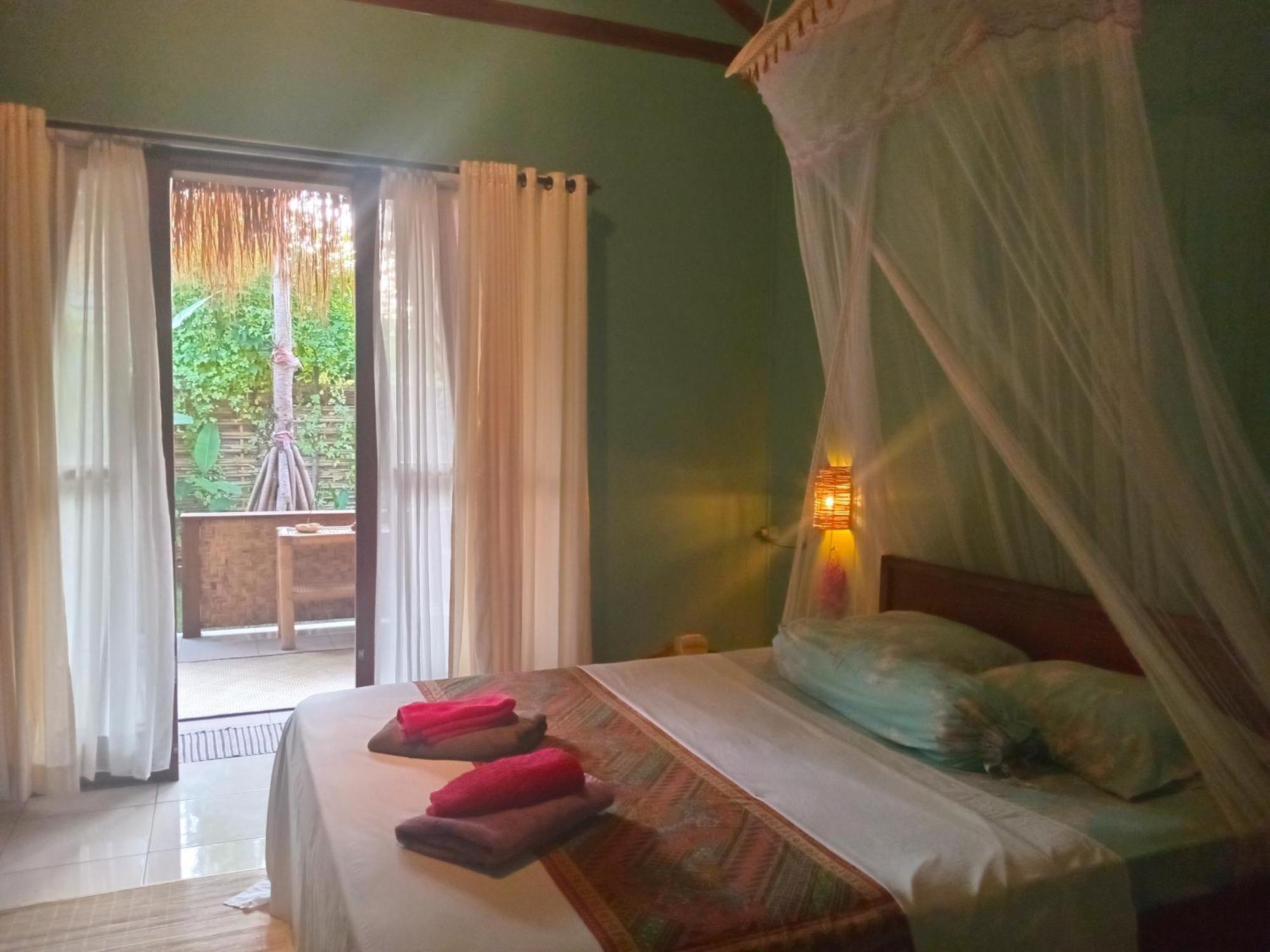 Utopia Gili Air Exterior photo