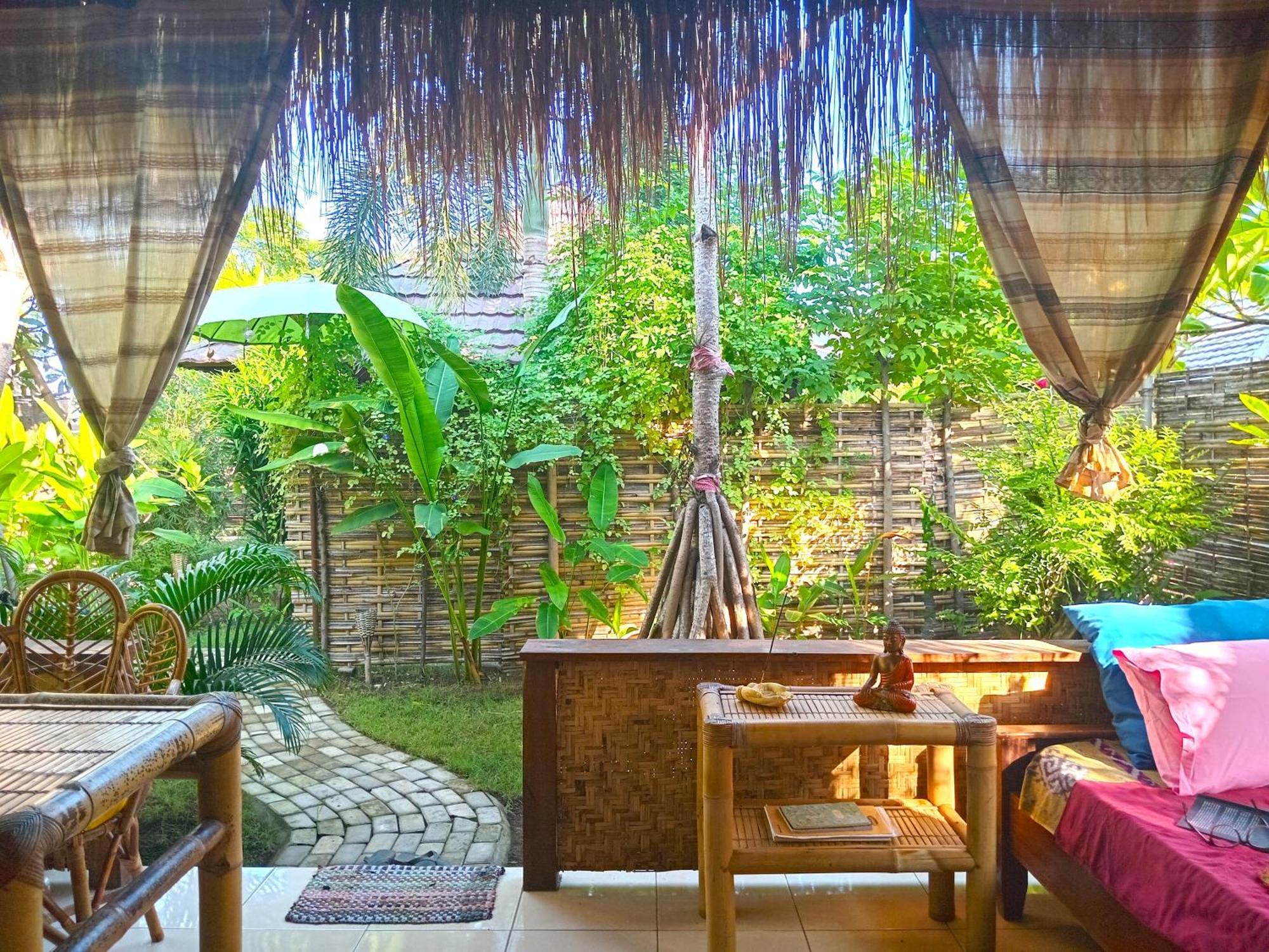 Utopia Gili Air Exterior photo